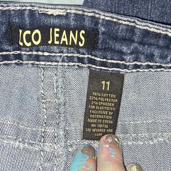 Jeans - Picture 3 of 3